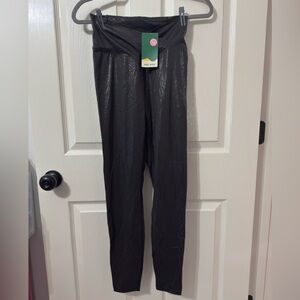 HALARA Glossy Black Leggings